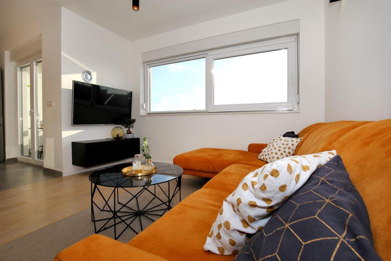 Appartement Esso Private Roof Terrace à Zadar Extérieur photo